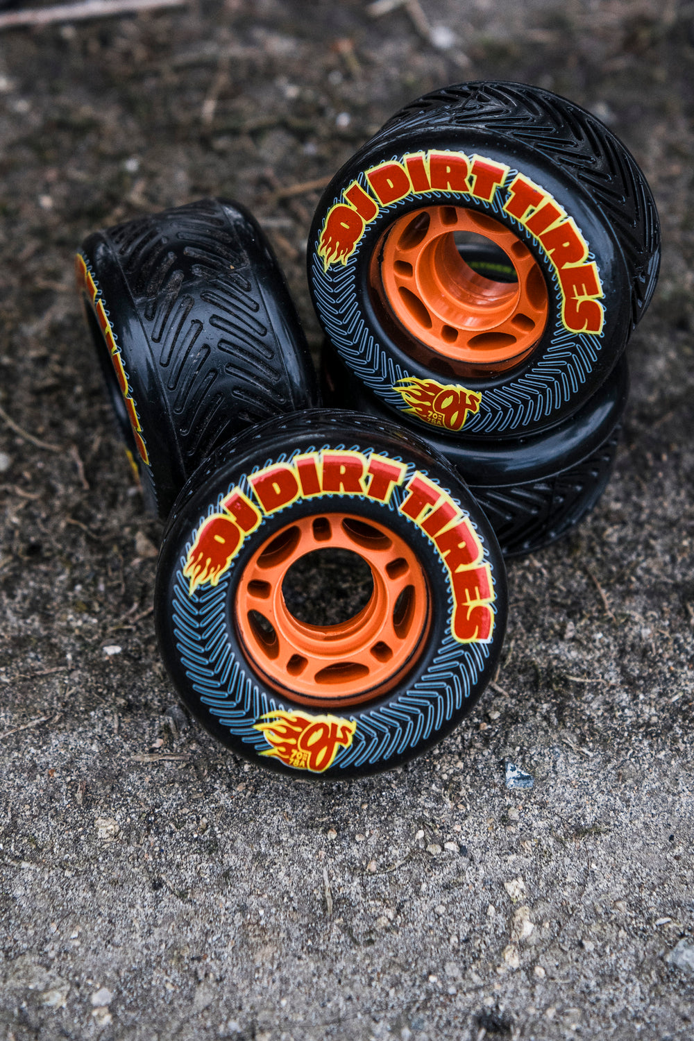 希少Mickey Hart Rolling Thunder ホワイトラベルプロモ 70mm/78A Dirt Tires Thunder Juice | Engraved Treads | OJ